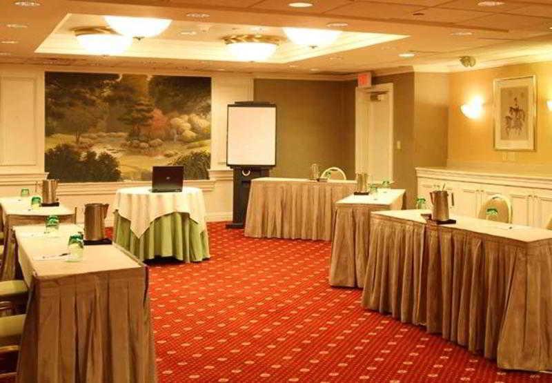 Stamford Marriott Hotel & Spa Esterno foto