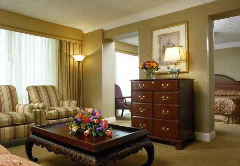 Stamford Marriott Hotel & Spa Esterno foto
