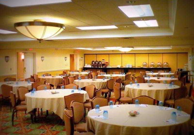 Stamford Marriott Hotel & Spa Esterno foto