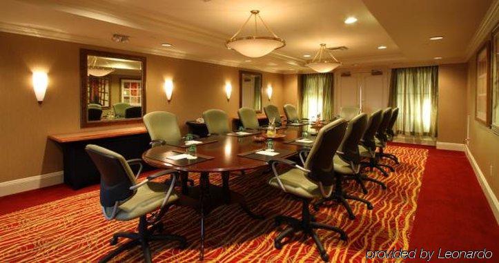 Stamford Marriott Hotel & Spa Esterno foto